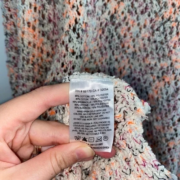 ANTHROPOLOGIE Akemi & Kin Hattie Multi Color Chunky Knit Poncho Sweater OS NWT - Picture 14 of 15